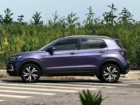 2021 Volkswagen T-Cross I (China Market), синий, 1500000 рублей, вид 3