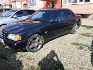 1999 Mercedes-Benz C-Класс 180 I (W202) Рестайлинг, чёрный, 460000 рублей, вид 1