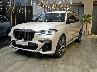 2020 BMW X7 30d I (G07), белый, 6858000 рублей, вид 1
