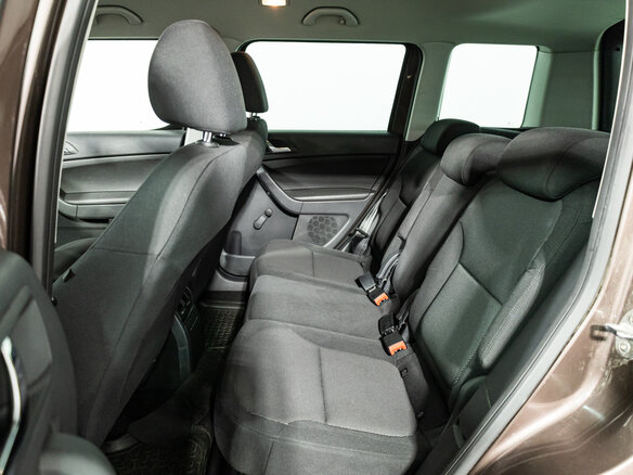 2014 Skoda Yeti I Рестайлинг, коричневый, 919777 рублей - вид 9