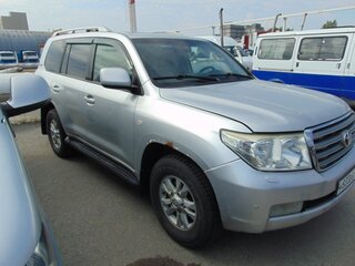 2011 Toyota Land Cruiser 200 Series, серебристый, 1584780 рублей, вид 2
