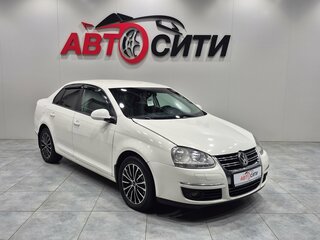 2010 Volkswagen Jetta V, белый, 661000 рублей, вид 1