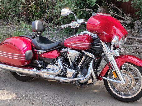 2009 Yamaha XV 1900, красный, 999999 рублей, вид 2