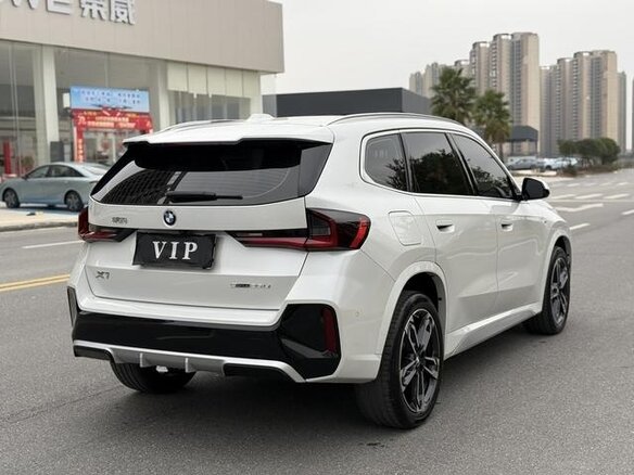 2024 BMW X1 Long 20Li sDrive III (U11/U12), белый, 3350000 рублей - вид 4