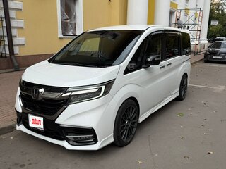 2018 Honda Stepwgn V Рестайлинг, белый, 2600000 рублей, вид 2