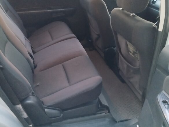 2003 Toyota Wish I, серебристый, 600000 рублей - вид 16
