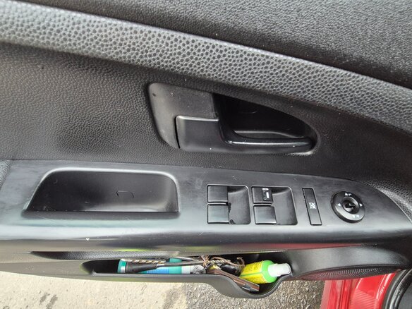 2012 Kia Venga I, красный, 750000 рублей - вид 10