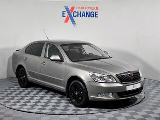 2010 Skoda Octavia II (A5) Рестайлинг, серый, 534000 рублей, вид 2