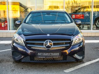 2015 Mercedes-Benz A-Класс 200 III (W176), фиолетовый, 1328000 рублей, вид 2