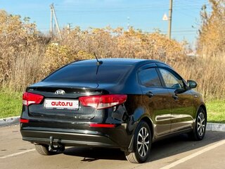 2017 Kia Rio III Рестайлинг, чёрный, 1180000 рублей, вид 5