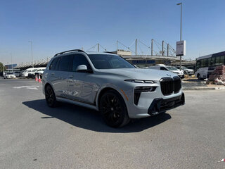 2025 BMW X7 40i I (G07) Рестайлинг, серый, 12600000 рублей, вид 2
