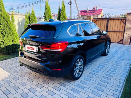 2021 BMW X1 18i sDrive II (F48) Рестайлинг, чёрный, 2390000 рублей, вид 4