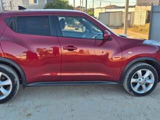 2011 Nissan Juke I, красный, 900000 рублей, вид 4