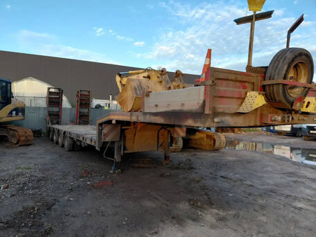 2011 Kassbohrer LB4E, красный, 2200000 рублей, вид 5