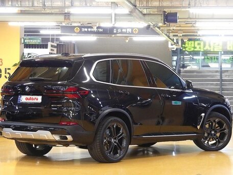 2024 BMW X5 Long 40Li IV (G05/G18) Рестайлинг, чёрный, 11038000 рублей, вид 3