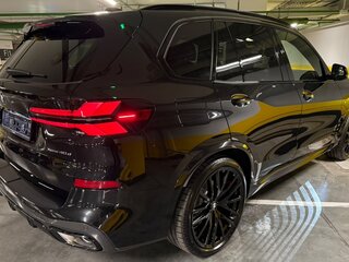 2026 BMW X5 40d IV (G05/G18) Рестайлинг, чёрный, 17030000 рублей, вид 4