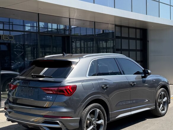 2024 Audi Q3 35 TFSI II (F3), серый - вид 5