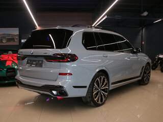 2024 BMW X7 40d I (G07) Рестайлинг, серый, 15590000 рублей, вид 5