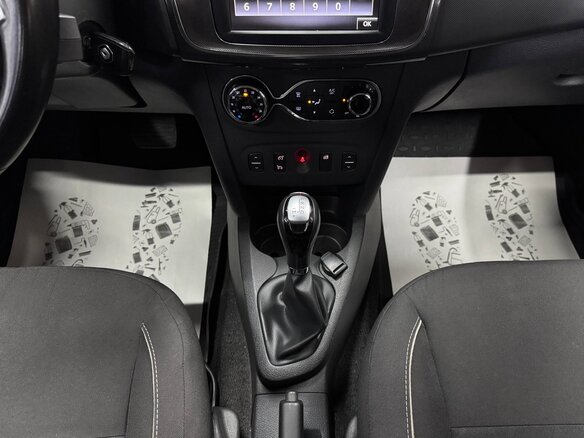 2019 Renault Logan Stepway II Рестайлинг, красный, 930000 рублей - вид 14