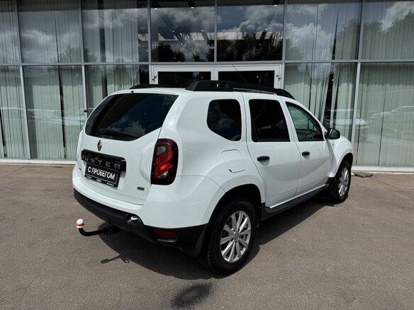 2017 Renault Duster I Рестайлинг, белый, 1485000 рублей - вид 4