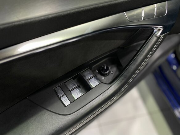 2018 Audi A6 55 TFSI V (C8), синий, 4499900 рублей - вид 10