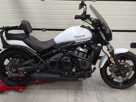 2017 Kawasaki EN650 Vulcan S, белый, 700000 рублей, вид 3