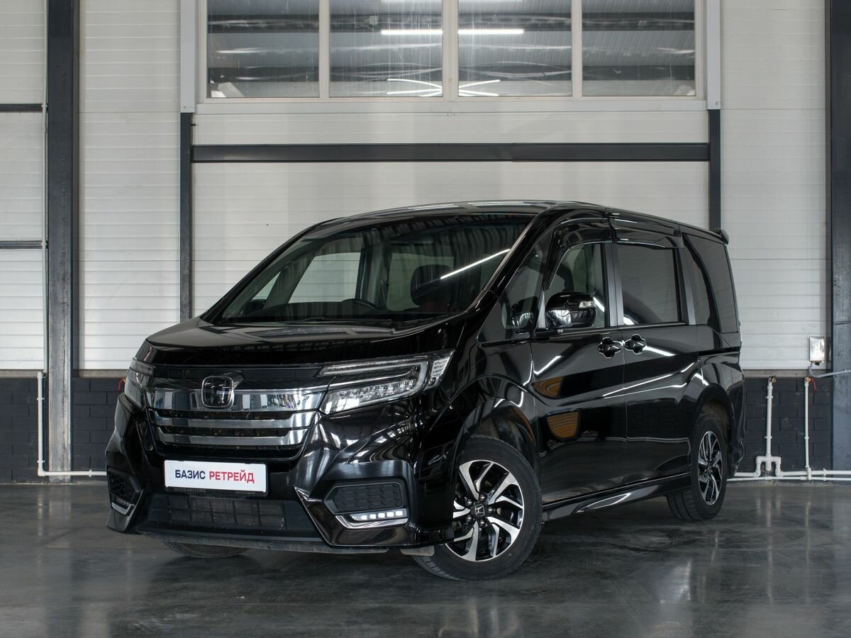 Открыть фотографии: Honda Stepwgn V Рестайлинг