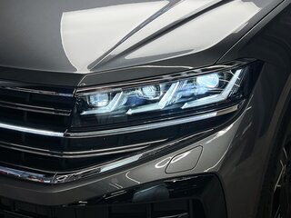 2026 Volkswagen Touareg III Рестайлинг, серый, 12000000 рублей, вид 5