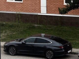 2020 Hyundai Sonata VIII (DN8), серый, 1600000 рублей, вид 5