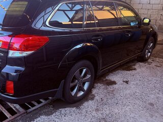 2014 Subaru Outback IV Рестайлинг, чёрный, 2150000 рублей, вид 5