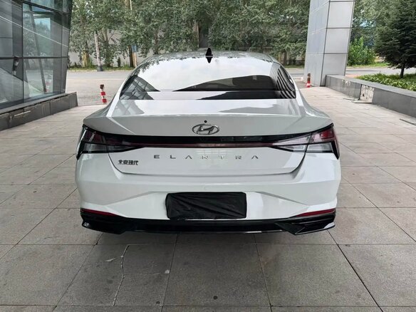 2022 Hyundai Elantra VII (CN7), белый, 1700000 рублей - вид 3