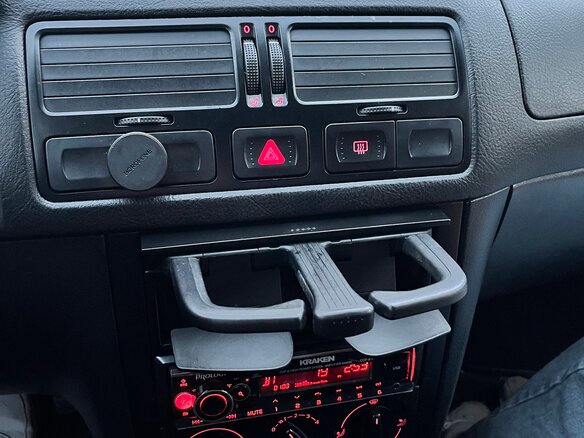 2001 Volkswagen Golf IV, чёрный, 450000 рублей - вид 18