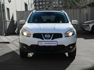 2011 Nissan Qashqai I Рестайлинг, белый, 850000 рублей, вид 2