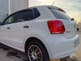 2011 Volkswagen Polo V, белый, 475000 рублей, вид 3
