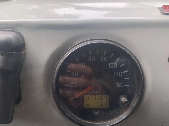 2011 УАЗ 3909, белый, 550000 рублей - вид 1