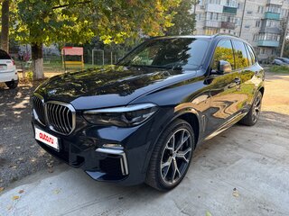 2019 BMW X5 M50d IV (G05/G18), серебристый, 6500000 рублей, вид 3
