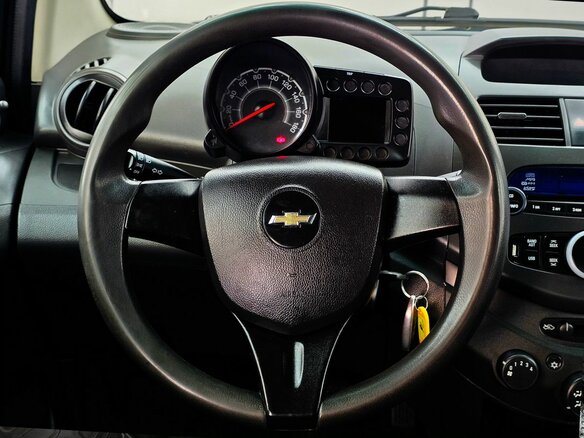 2013 Chevrolet Spark III, чёрный, 675000 рублей - вид 10