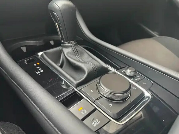 2023 Mazda 3 Axela IV (BP), серый, 1890004 рублей - вид 19