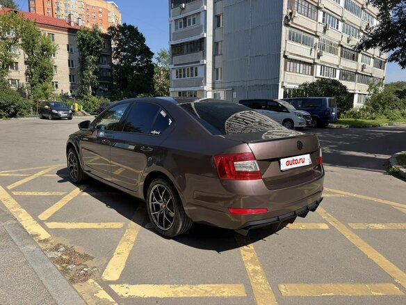 2013 Skoda Octavia III (A7), коричневый, 950000 рублей - вид 10