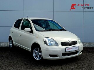 2003 Toyota Vitz I (P10), белый, 570000 рублей, вид 3