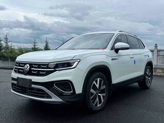 2023 Volkswagen Tayron I Рестайлинг, белый, 1860000 рублей, вид 3
