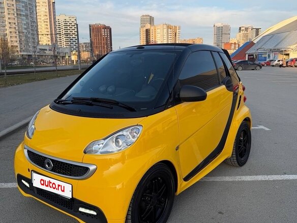 2014 Smart Fortwo II, жёлтый, 1750000 рублей