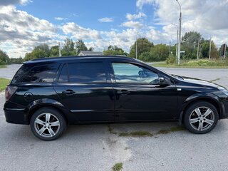 2009 Opel Astra H Рестайлинг, чёрный, 450000 рублей, вид 2