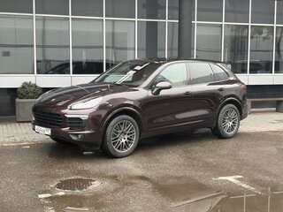 2017 Porsche Cayenne II Рестайлинг (958), коричневый, 4200000 рублей, вид 1