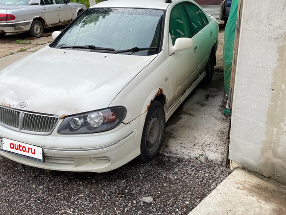 2001 Nissan Bluebird Sylphy I (G10), белый, 230000 рублей