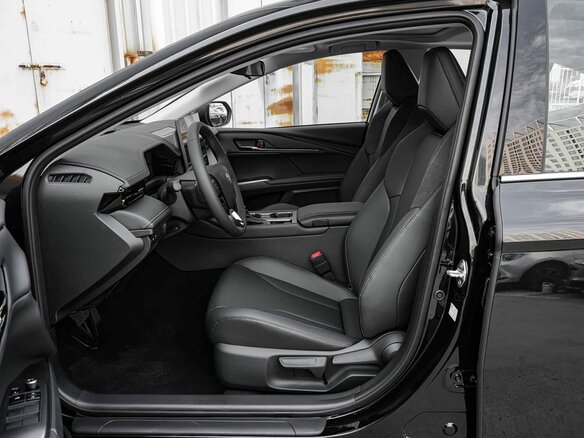 2026 Toyota Camry IX (XV80) China Market Рестайлинг, чёрный, 4900000 рублей - вид 35