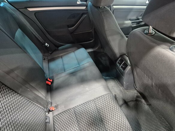 2010 Volkswagen Jetta V, чёрный, 699000 рублей - вид 16