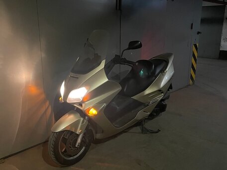 2002 Honda Forza, золотистый, 180000 рублей, вид 4