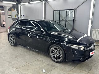 2020 Mercedes-Benz A-Класс 200 IV (W177), чёрный, 2200000 рублей, вид 2