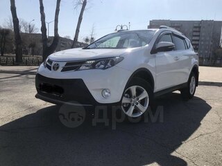 2014 Toyota RAV4 IV (XA40), белый, 2150000 рублей, вид 1